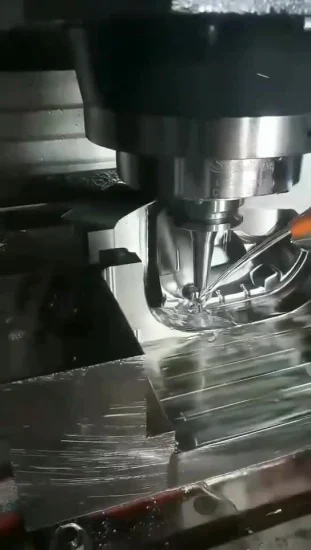 CNC-Maschinenbearbeitungszentrum Vmc1370V Hersteller von CNC-Fräsmaschinen für Formenbau